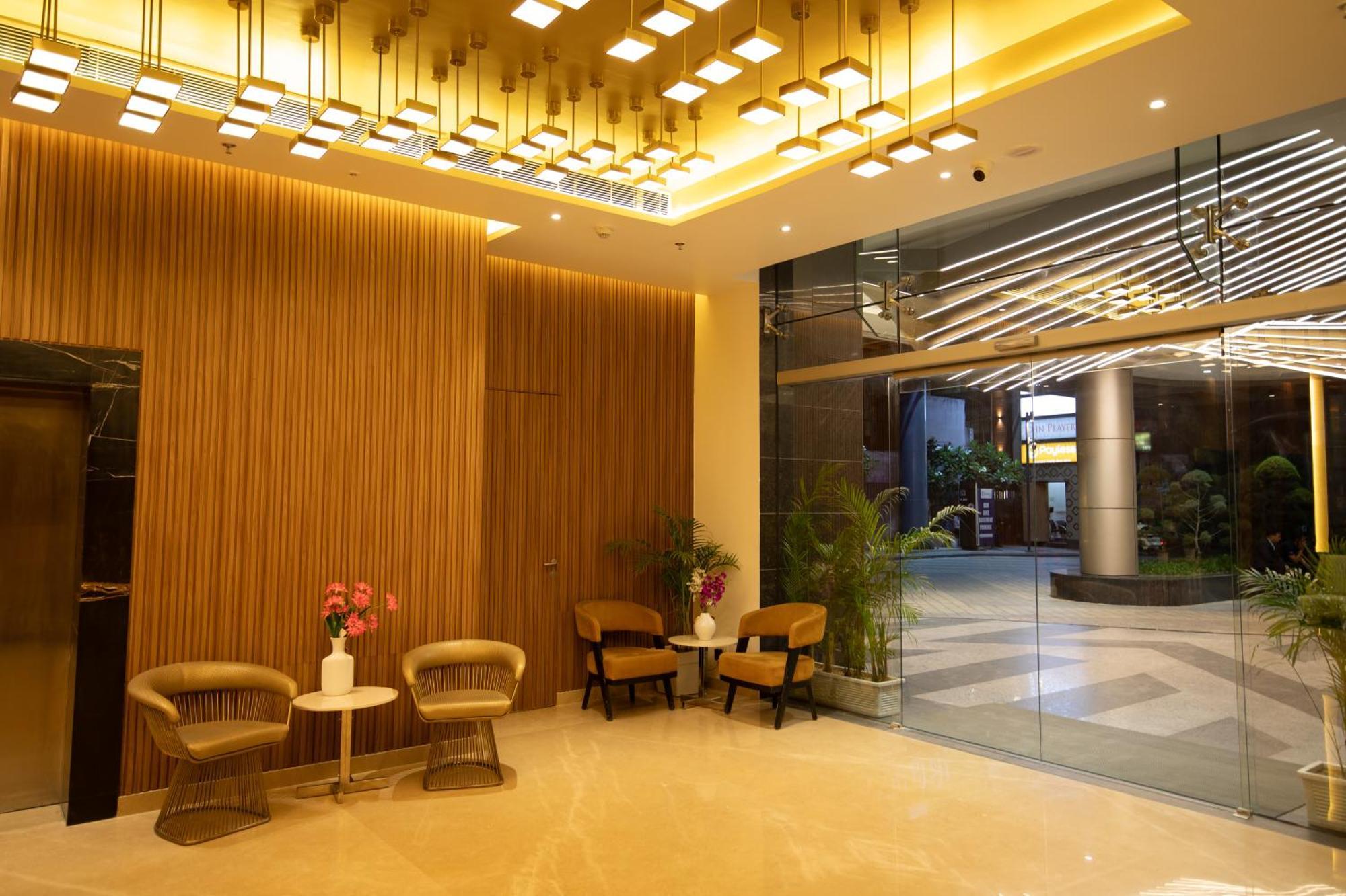 Hometel Alambagh Lucknow - A Sarovar Hotel Bagian luar foto